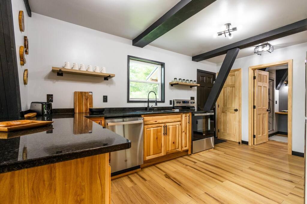 Ferienhaus Valhalla Aframes With Hot Tubs & Sauna Cosby