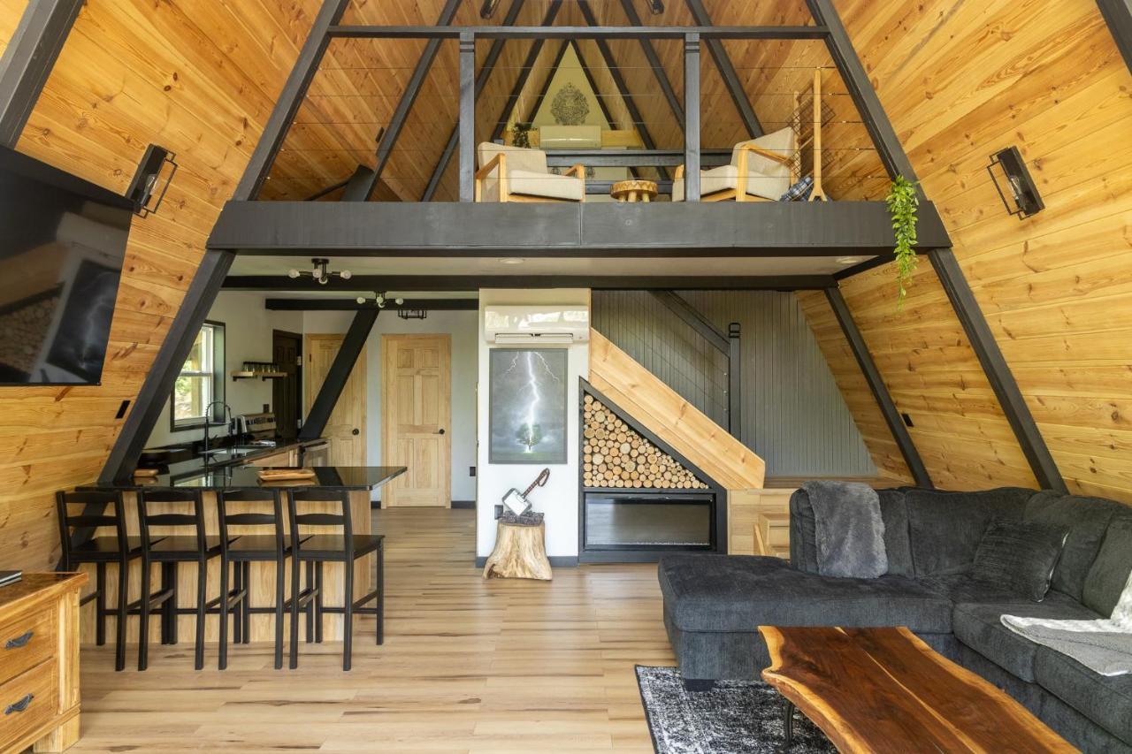 Valhalla Aframes With Hot Tubs & Sauna Ferienhaus *