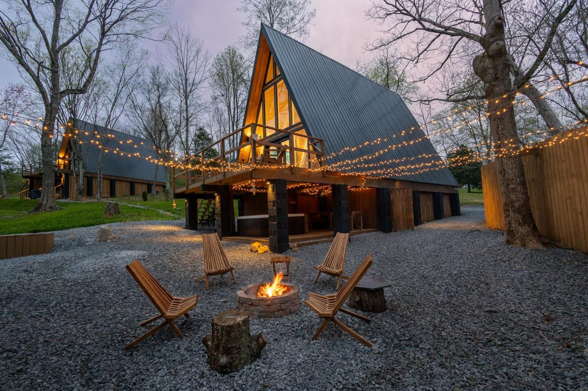 Valhalla Aframes With Hot Tubs & Sauna Ferienhaus *