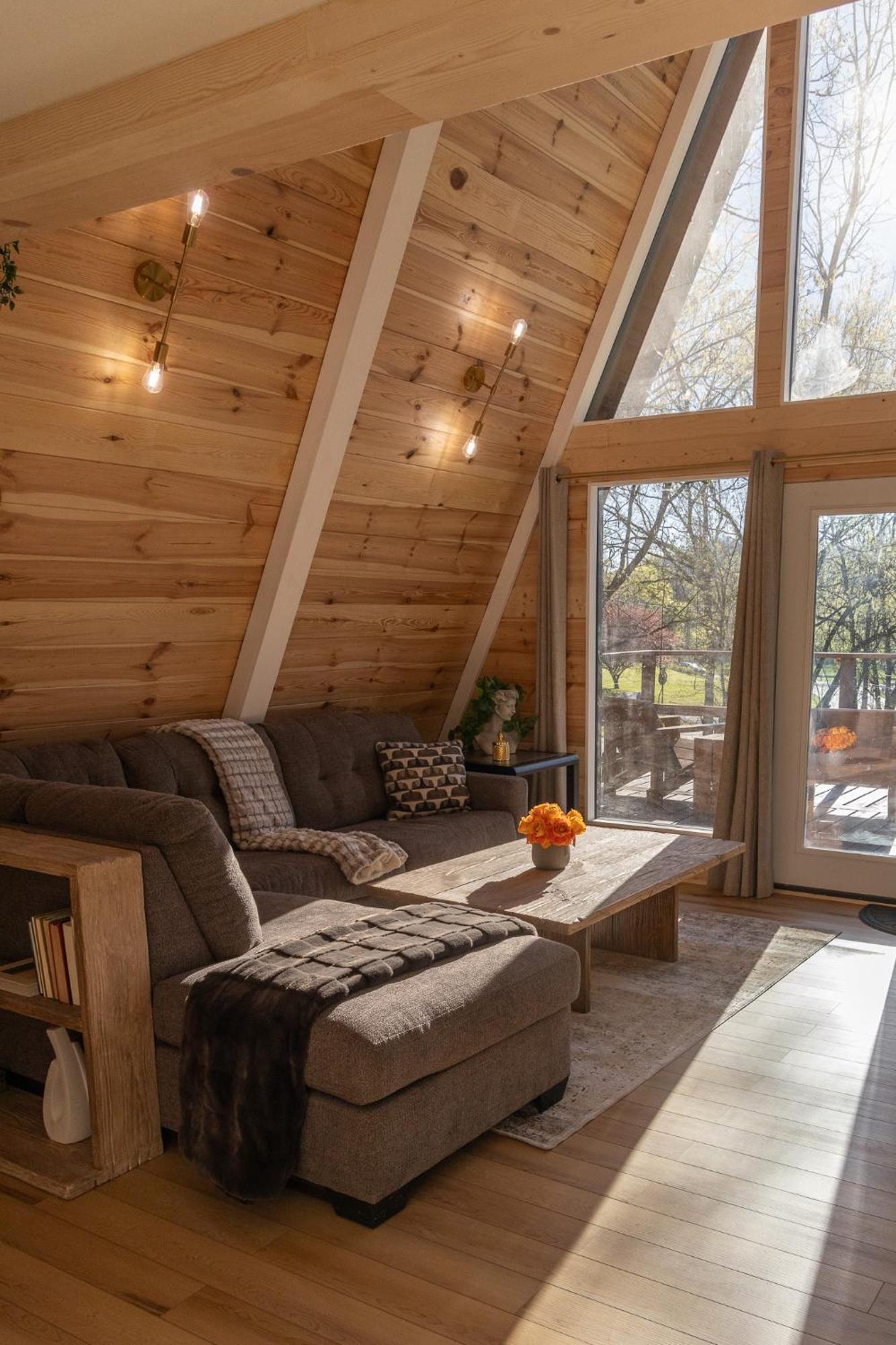 Valhalla Aframes With Hot Tubs & Sauna Ferienhaus Cosby